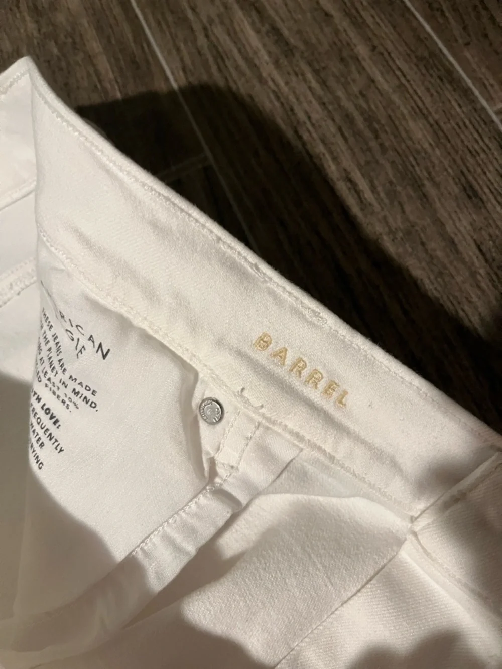 American Eagle Barrel Jeans White Women’s Size 14 Wide Leg NWT - Picture 4 of 11